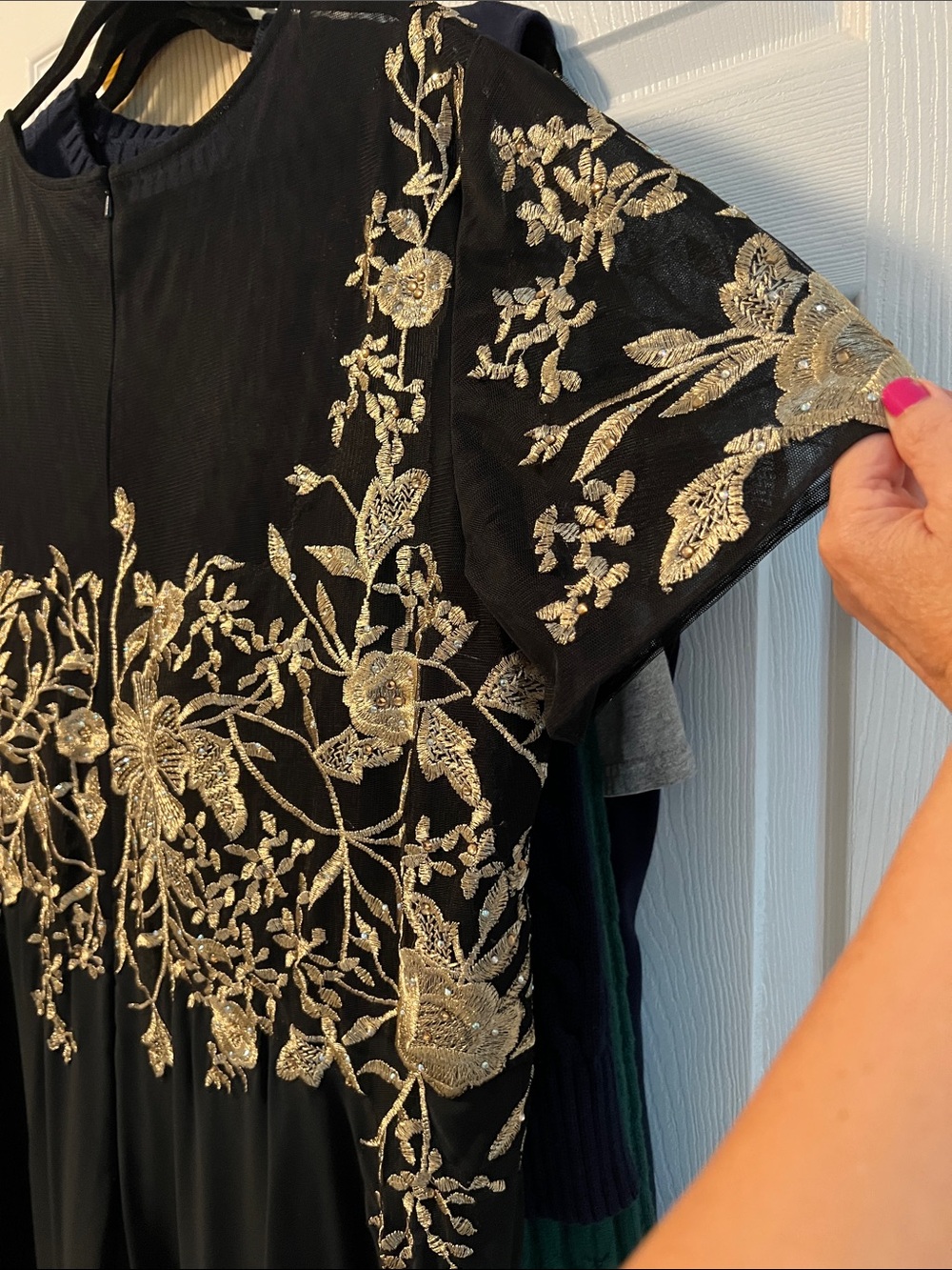 Betsy & Adam Black and Gold Floral Dress/gown
Full length - Picture 7 of 16